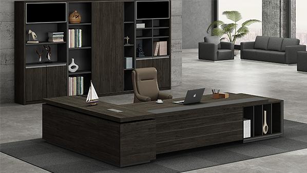 現代時尚高端實木老總辦公桌椅大班臺