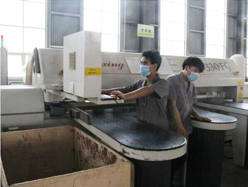 麥尚辦公家具生產設備