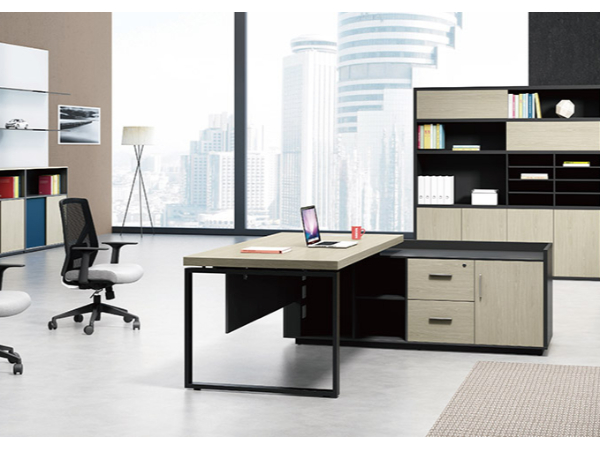 辦公桌椅批發市場在哪里，南京知名辦公桌椅廠家